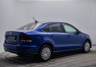Подержанный автомобиль Volkswagen Polo Sedan 2018 года (5 фото)
