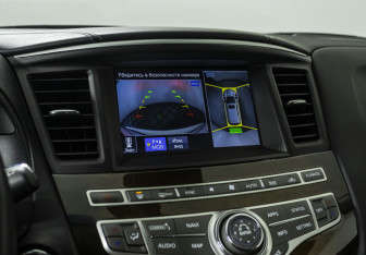 Подержанный автомобиль Infiniti QX60 2019 года (17 фото)