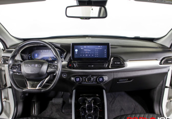 Подержанный автомобиль Exeed TXL 2020 года (12 фото)