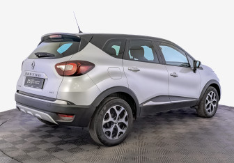Подержанный автомобиль Renault Kaptur 2017 года (5 фото)
