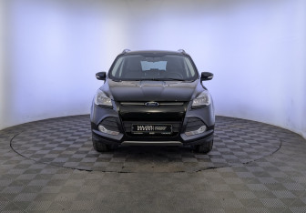 Подержанный автомобиль Ford Kuga 2015 года (2 фото)