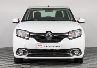 Подержанный автомобиль Renault Logan Sedan 2017 года (2 фото)