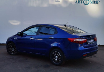 Подержанный автомобиль Kia Rio Sedan 2012 года (7 фото)