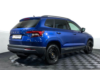 Подержанный автомобиль Skoda Karoq 2022 года (5 фото)
