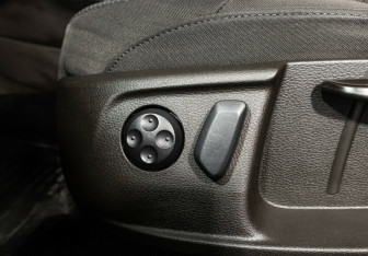 Подержанный автомобиль Volkswagen Passat Sedan 2011 года (10 фото)