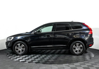 Подержанный автомобиль Volvo XC60 2014 года (8 фото)
