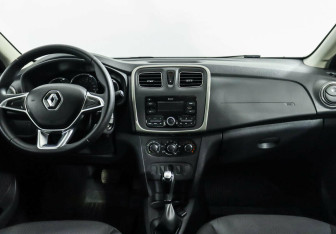 Подержанный автомобиль Renault Logan Sedan 2019 года (6 фото)