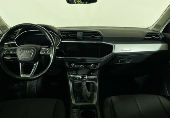 Подержанный автомобиль Audi Q3 Sportback 2020 года (14 фото)