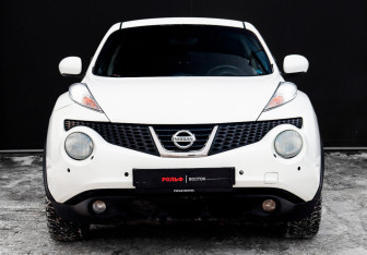 Подержанный автомобиль Nissan Juke 2013 года (2 фото)