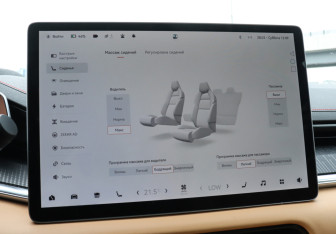 Подержанный автомобиль Zeekr 001 2023 года (24 фото)