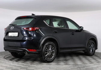 Подержанный автомобиль Mazda CX-5 2021 года (5 фото)