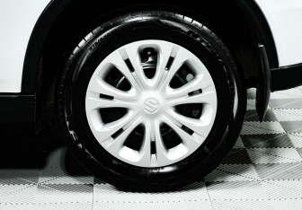 Подержанный автомобиль Suzuki Vitara 2018 года (8 фото)