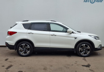 Подержанный автомобиль DongFeng AX7 2019 года (4 фото)