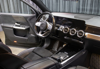 Подержанный автомобиль Mercedes-Benz GLB 2021 года (11 фото)