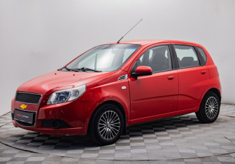Подержанный автомобиль Chevrolet Aveo Sedan 2010 года (1 фото)
