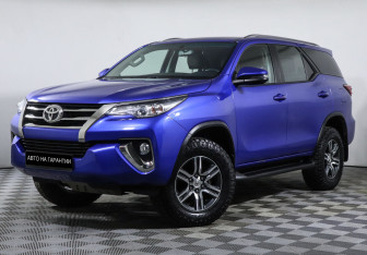 Подержанный автомобиль Toyota Fortuner 2018 года (1 фото)