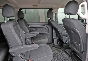 Подержанный автомобиль Mercedes-Benz Vito 2018 года (11 фото)