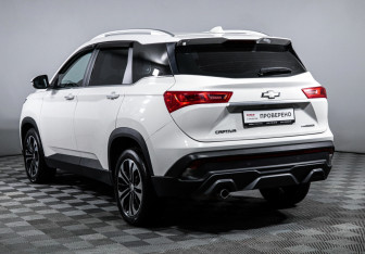 Подержанный автомобиль Chevrolet Captiva 2022 года (7 фото)