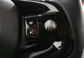 Подержанный автомобиль Omoda C7 2024 года (16 фото)