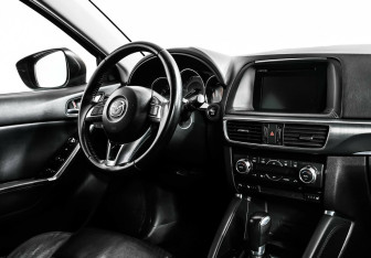 Подержанный автомобиль Mazda CX-5 2016 года (10 фото)