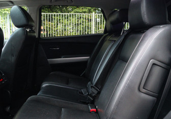 Подержанный автомобиль Mazda CX-9 2012 года (8 фото)