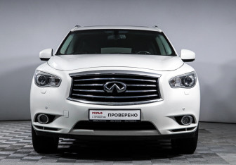 Подержанный автомобиль Infiniti QX60 2014 года (2 фото)