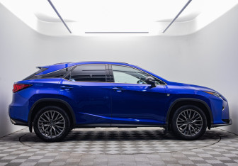 Подержанный автомобиль Lexus RX 2017 года (4 фото)