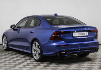 Подержанный автомобиль Volvo S60 2020 года (7 фото)