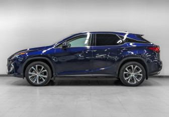 Подержанный автомобиль Lexus RX 2017 года (8 фото)