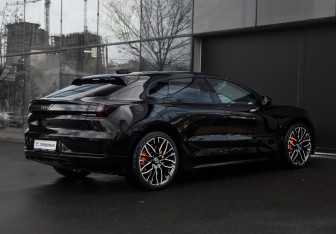 Подержанный автомобиль Zeekr 001 2023 года (5 фото)