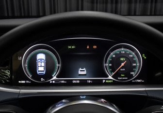 Подержанный автомобиль Voyah Free 2023 года (13 фото)