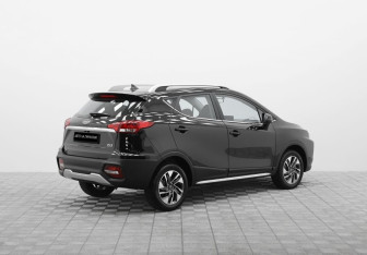 Подержанный автомобиль JAC JS3 2023 года (5 фото)