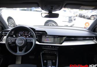 Подержанный автомобиль Audi A3 Sedan 2022 года (12 фото)