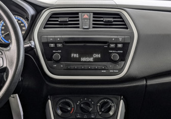 Подержанный автомобиль Suzuki SX4 Hatchback 2014 года (17 фото)