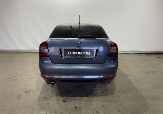 Подержанный автомобиль Skoda Octavia Liftback 2011 года (5 фото)