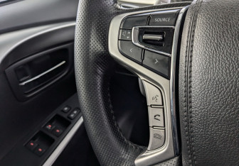 Подержанный автомобиль Mitsubishi Pajero Sport 2018 года (26 фото)