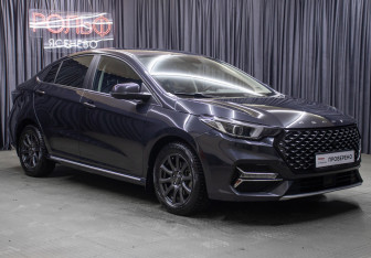 Подержанный автомобиль Omoda S5 2024 года (3 фото)