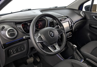 Подержанный автомобиль Renault Kaptur 2021 года (15 фото)