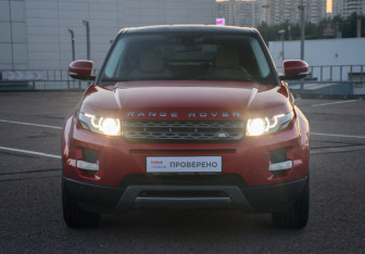 Подержанный автомобиль Land Rover Range Rover Evoque 2013 года (2 фото)