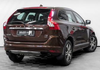 Подержанный автомобиль Volvo XC60 2014 года (5 фото)