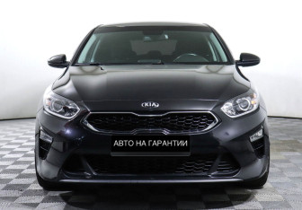 Подержанный автомобиль Kia Ceed Hatchback 2018 года (2 фото)