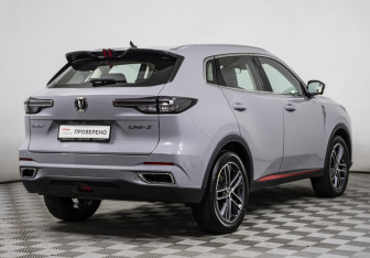 Подержанный автомобиль Changan UNI-S 2024 года (5 фото)