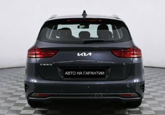 Подержанный автомобиль Kia Ceed Wagon 2021 года (4 фото)