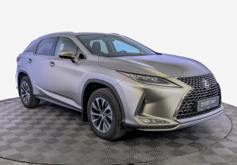 Подержанный автомобиль Lexus RX 2022 года (3 фото)