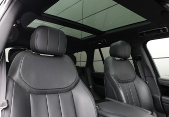 Подержанный автомобиль Land Rover Range Rover 2024 года (12 фото)