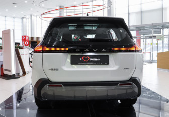 Новый Toyota RAV4 2025 (8 фото)