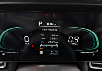 Подержанный автомобиль Hyundai Elantra Sedan 2024 года (16 фото)