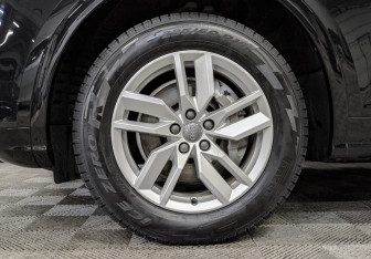 Подержанный автомобиль Audi Q5 2020 года (17 фото)