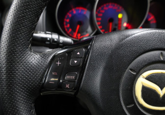 Подержанный автомобиль Mazda 3 Sedan 2008 года (19 фото)