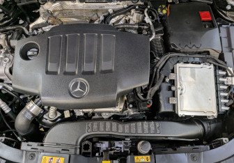 Подержанный автомобиль Mercedes-Benz GLB 2021 года (9 фото)